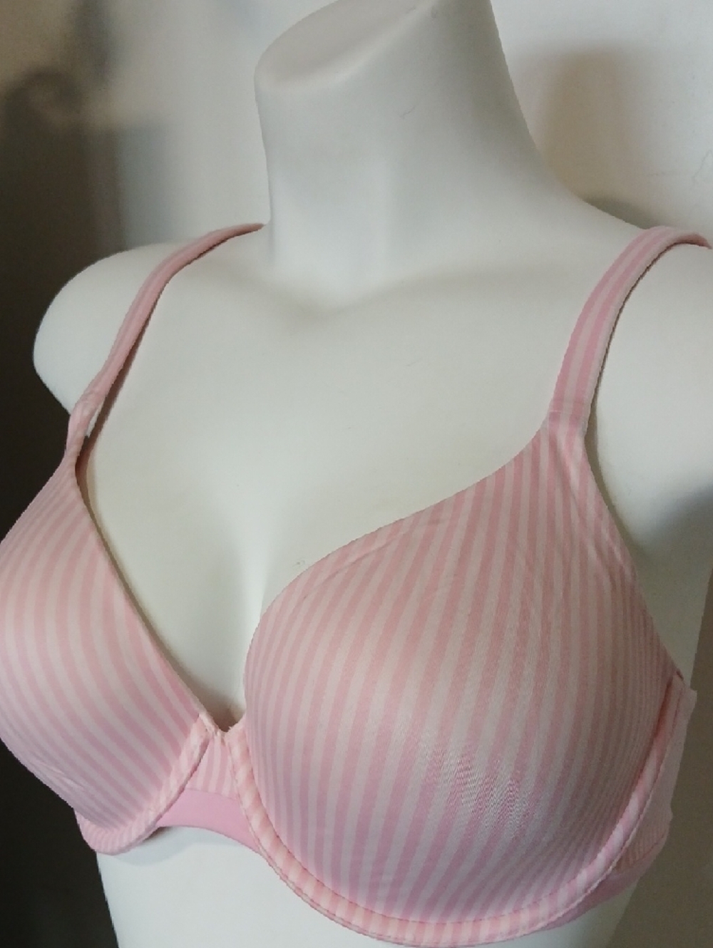VS Body By Victoria Lined Perfect Coverage Iconic Sexy Pink & White Striped Bra - Picture 3 of 15